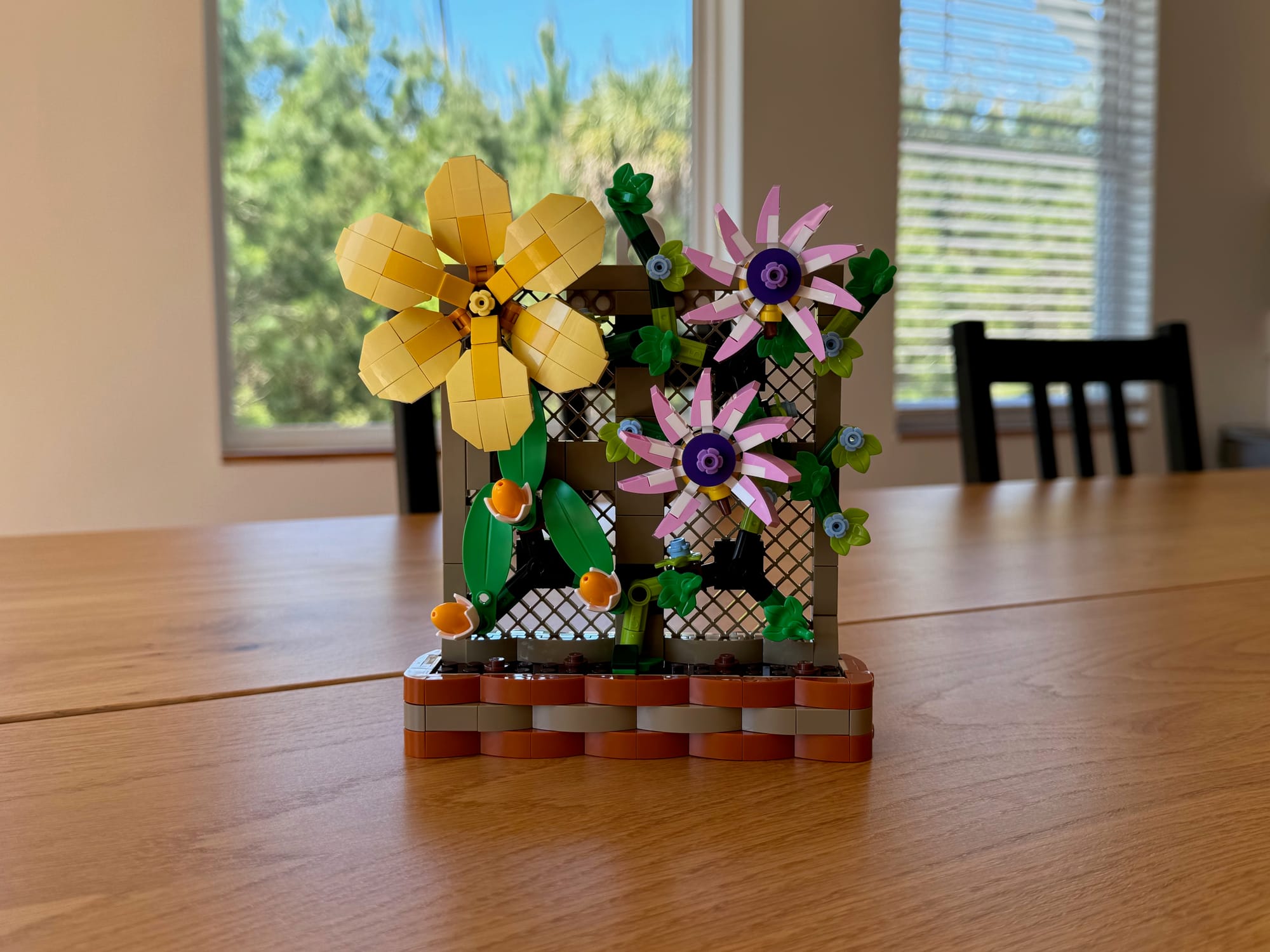 LEGO set 40683 Flower Trellis Display sitting on a table
